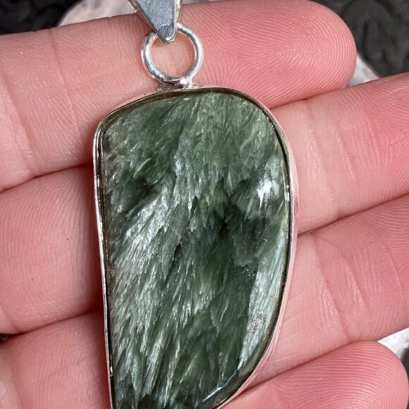Seraphinite Stone Jewelry Crystal Pendant - Picture 3 of 9